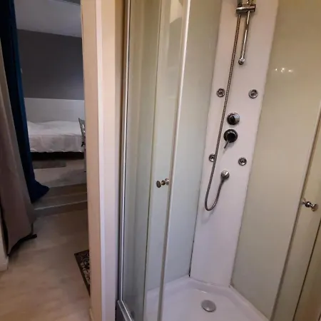 Apartamento **charmant Studio Medieval Au Coeur De La Roche-posay, Proche Thermes Et Commerces** - Fr-1-541-41